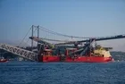 Doğal gaz boru hattı döşeme platformu İstanbul Boğazı'nı geçti