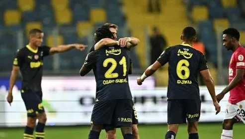 1693784925977.jpeg Fenerbahçe, Ankaragücü deplasmanını da kayıpsız geçti! Maç sonu İsmail Kartal'dan kritik açıklama: "Karşımızda oldukça güçlü bir rakip vardı"-3