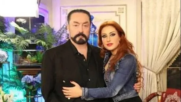 1665422216133.jpeg Adnan Oktar bir numaralı kediciğinden duruşmaya damga vuran sözler: Gücü kuvveti yerinde Adnan Oktar'a aşığım-3