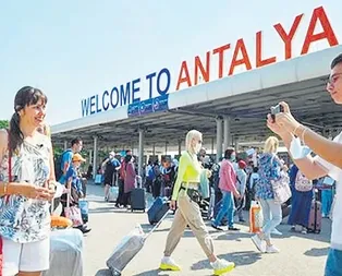 Havada rekor! 1 günde 1069 uçak