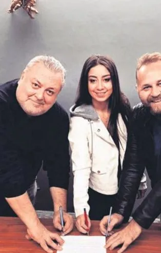 Nihan Akıni Zeki Güner'le "Seviyo mu, Sevmiyo mu?" isimli şarkısı için işbirliği yaptı