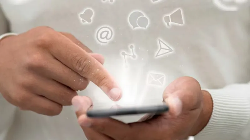 sosyal-medya-siddeti-buyutuyor-uzmanlardan-ailelere-onemli-uyarilar-1776522242320.jpg Sosyal medya şiddeti büyütüyor: Uzmanlardan ailelere önemli uyarılar-5