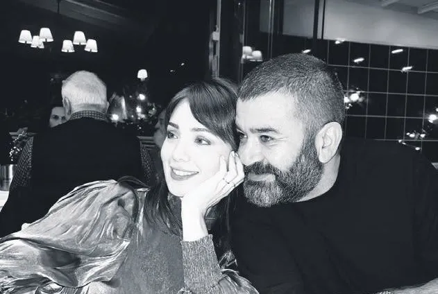 Şen şakrak ilişki!