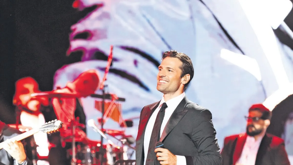 Konstantinos Argiros Harbiye'de Sahne Aldı: Ünlü İsimler Konserde Buluştu