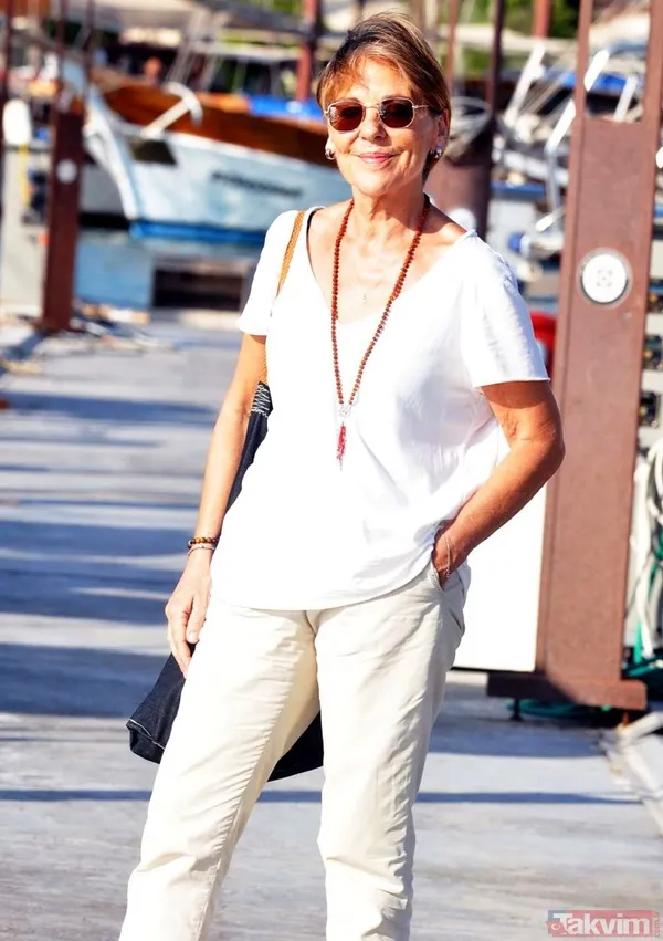 Yeşilçam’ın ‘bebek yüzlü’ yakışıklısı Tolga Savacı’nın kardeşi bakın hangi manken çıktı! Meğer o da podyumlarda fırtınalar estiriyormuş... - 25