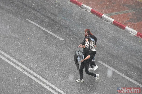 İstanbul o tarihte bembeyaz olacak! Kar kapıda: Buzlanma ve don alarmı! Listede hangi iller var? - 9