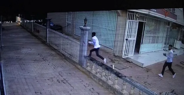 Ev eşyası yüzünden tartıştığı kardeşini silahla vurdu!