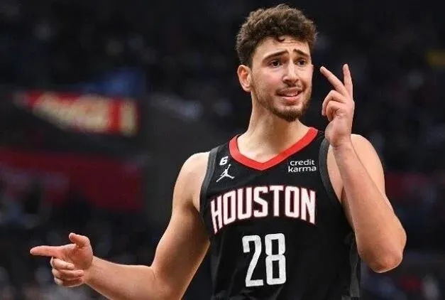 Alperen Şengün’den double double!