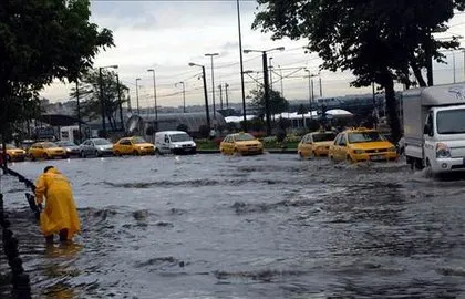 İstanbul sağanak yağmura teslim