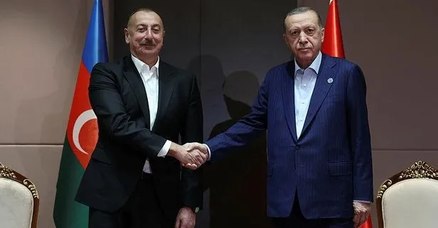 Başkan Erdoğan, Semerkant’ta , Azerbaycan Cumhurbaşkanı İlham Aliyev ile bir araya geldi