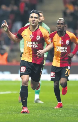 Corona arası Falcao’ya yaramamış