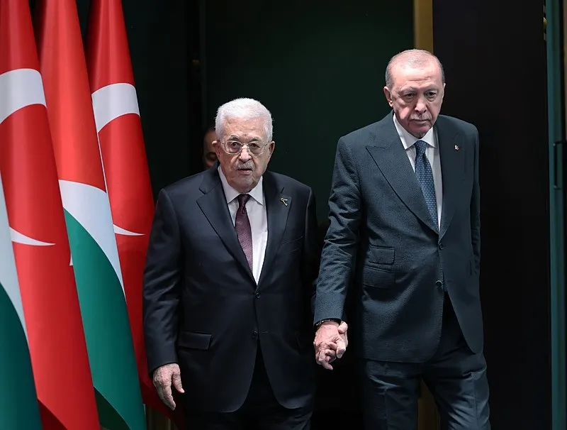 mahmud-abbas-ankarada-baskan-erdogan-resmi-torenle-karsiladi-1786549935266.jpeg Külliye'den dünyaya Filistin mesajı! Başkan Erdoğan: Netanyahu muvaffak olamayacak! Mahmud Abbas'tan Mekke Anlaşması mesajı-4