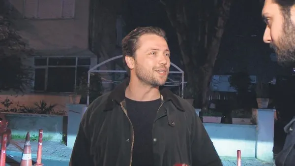 serenay-sarikayadan-kerem-bursin-itirafi-simdi-bana-gel-dese-1681588750857.jpeg Serenay Sarıkaya'dan Kerem Bürsin itirafı: "Şimdi bana gel dese..."-15