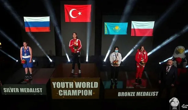 milli-sporcu-busra-isildar-dunya-gencler-boks-sampiyonu-oldu-1619119477411.jpeg Milli sporcu Büşra Işıldar dünya gençler boks şampiyonu oldu-1