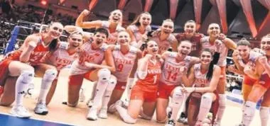 filede-altin-cag-milli-sporcularimiz-basarilariyla-cigir-acti-1690845549484.jpeg Filede büyük başarı: Milli sporcularımız başarılarıyla çığır açtı-2