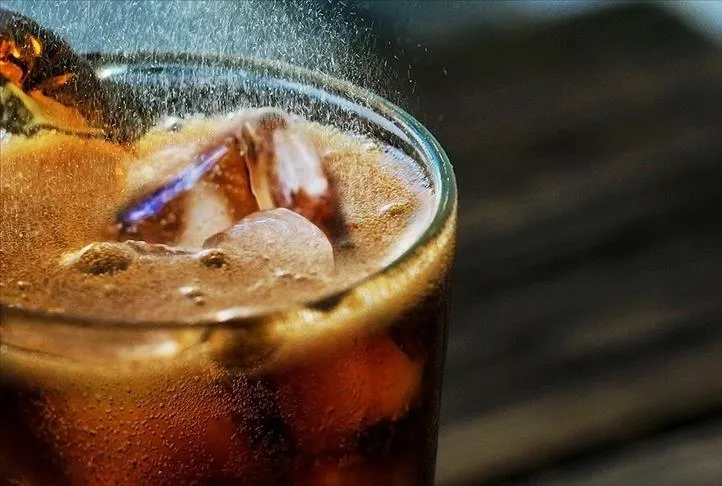 Hastalıkla kol kola