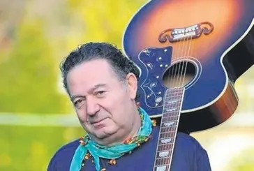 Kayahan vefatının 10. yılında anıldı