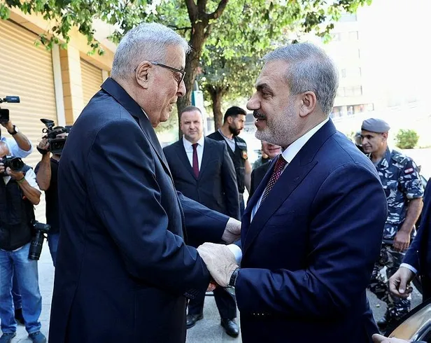 disisleri-bakani-hakan-fidan-gundeme-iliskin-onemli-degerlendirmelerde-bulundu-1697828955565.jpeg Dışişleri Bakanı Hakan Fidan gündeme ilişkin önemli değerlendirmelerde bulundu-3