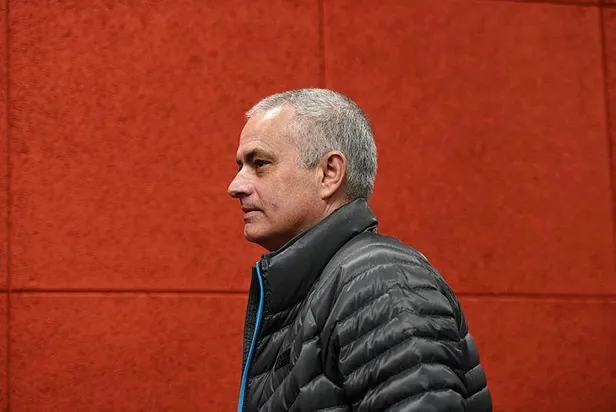 Sevmeyeni çok olsa da doğuştan teknik direktör: Jose Mourinho-3