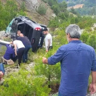 Eski Bakan Nihat Zeybekci kaza yaptı!