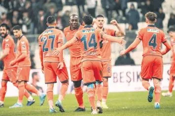 konyaspor-2-0-geriye-dustugu-macta-kayseriyi-devirmeyi-basardi-1647212224145.jpeg Konyaspor, 2-0 geriye düştüğü maçta Kayseri’yi devirmeyi başardı-2
