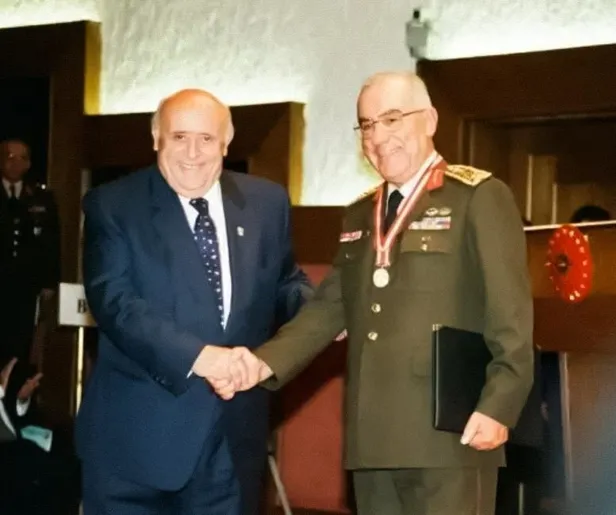 28 Şubat zulmünün baş mimarı İsmail Hakkı Karadayı 27 Mayıs darbesinin yıl dönümünde gömüldü!-7