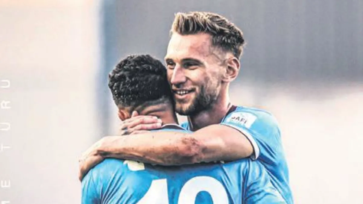 Mısır prensi Trezeguet Slovakya'yı fethetti