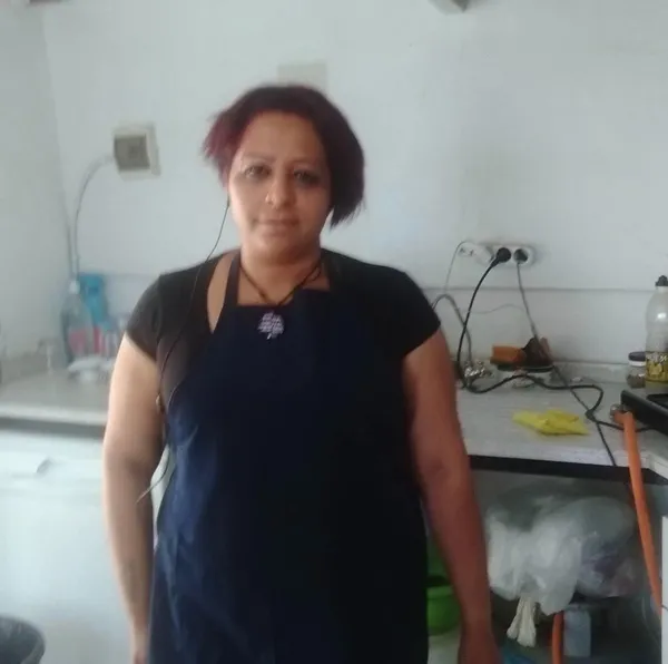 iki-kadini-birbirine-dusuren-adam-sevgilisi-eski-esinin-basinda-bira-sisesi-kirdi-1649335425613.jpg İki kadını birbirine düşüren adam! Sevgilisi eski eşinin başında bira şişesi kırdı-5