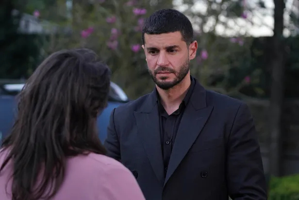 bir-kucuk-gun-isigi-31-bolum-atv-canli-izle-24-nisan-2023-bir-kucuk-gun-isigi-31-bolum-kesintisiz-full-hd-tek-1682353803241.jpg Bir Küçük Gün Işığı 31. bölüm izle! | 24 Nisan 2023 Bir Küçük Gün Işığı 31. bölüm kesintisiz, FULL HD, tek parça, 4K izle! ATV, Youtube...-2