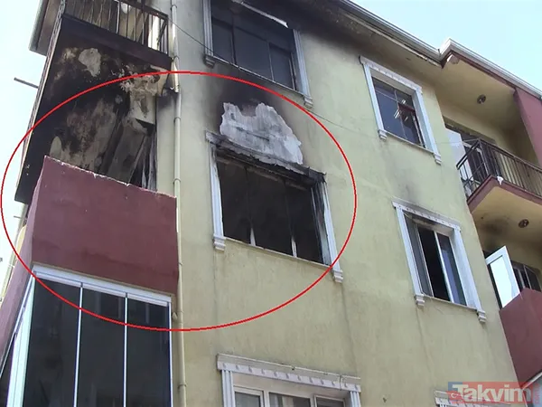 Yardıma Koşan Vatandaşların Aşağıda Battaniye Açıp Kaplan Ve Ar'dan, Hasan Emir Efe'yi Aşağı Atmalarını İstediği Anlar Da Görüntülere Yansıdı.