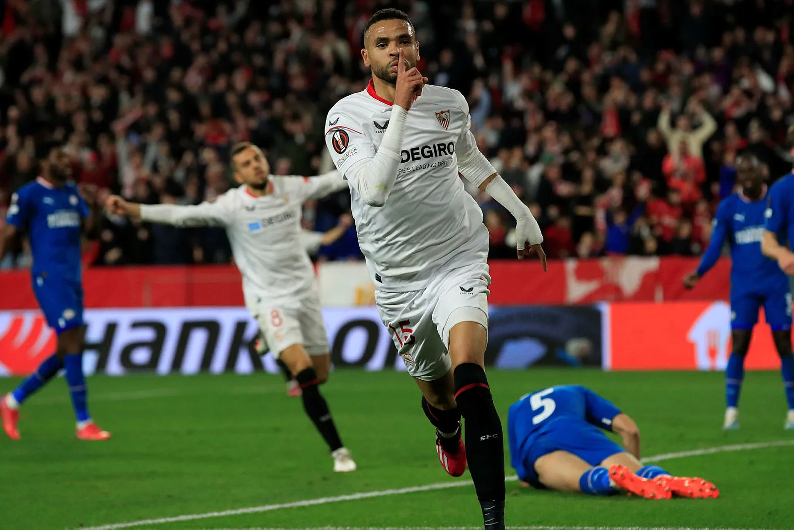 Fenerbahçe haberleri | Jorge Jesus'tan sürpriz karar! O isim Sevilla maçında 11'de - 22