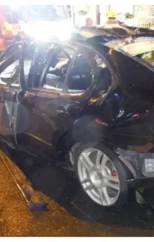 Sprey sıktı, sigara yaktı, arabanın ön ve arka camları havaya uçtu