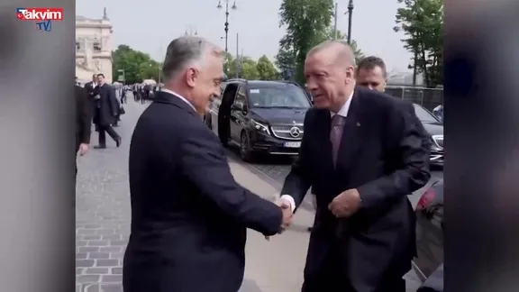 Macaristan Başbakanı Orban, Başkan Erdoğan'ı böyle karşıladı: Selamünaleyküm