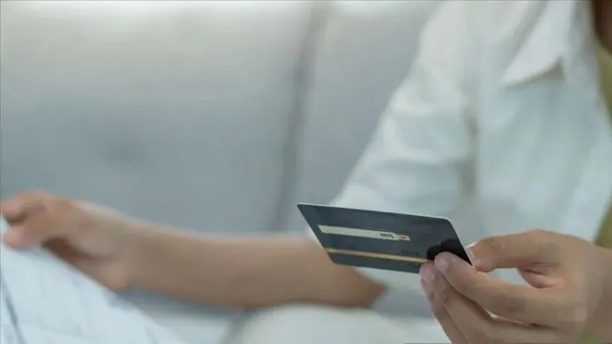 kostebek-bankacilara-yakin-takip-milyonluk-hesaplar-koruma-altinda-1783122122800.jpeg Milyonluk hesapları köstebek bankacılar sızdırıyor: Çetelerin yeni hedefi yaşlı vatandaşlar-6