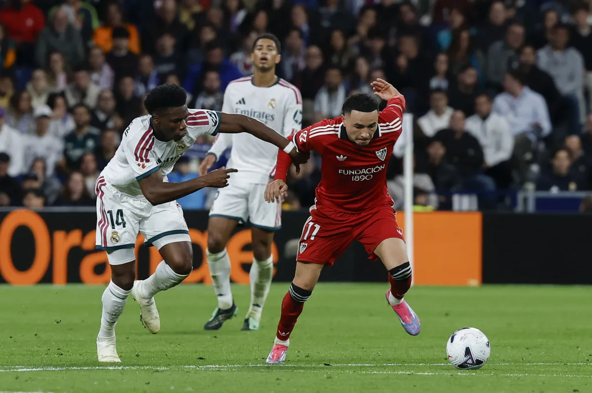 galatasaraydan-ruben-vargas-icin-15-milyon-euroluk-hamle-1792571937898.jpg Sane giderse o gelecek! Galatasaray'dan 15 milyon euroluk hamle-4