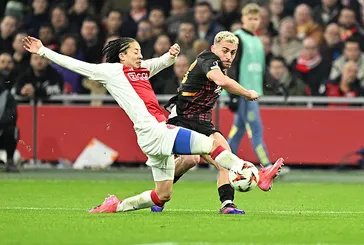 Galatasaray’ın Ajax mağlubiyeti sonrası spor yazarlarından Yunus’a sert sözler: Havaya girmiş