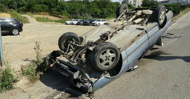 Freni boşalan otomobil takla attı: 1 yaralı