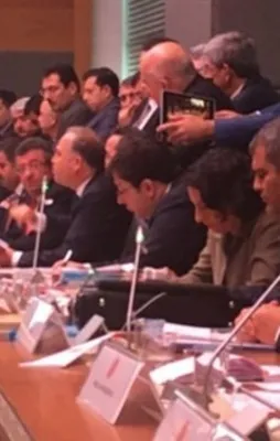 CHP'liler komisyonda DHKP-C​ sloganı attı