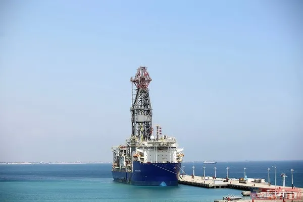 Mavi Vatan'daki filonun en güçlüsü! Türkiye'nin dördüncü sondaj gemisinin adı Abdülhamid Han oldu: 12 bin 200 metreye kadar iniyor - 10