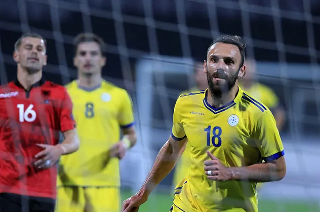 Fenerbahçe'nin eski yıldızı Muriç Lazio'yu karıştırdı