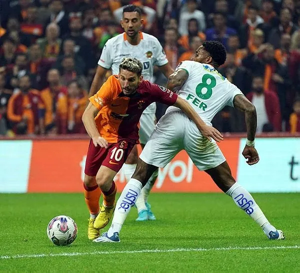 galatasaray-alanyaspor-karsisinda-ilk-yarisini-2-0-tamamladigi-karsilasmada-ustunlugunu-koruyamadi-1666552934712.jpeg Galatasaray-Alanyaspor karşısında ilk yarısını 2-0 tamamladığı karşılaşmada üstünlüğünü koruyamadı-2