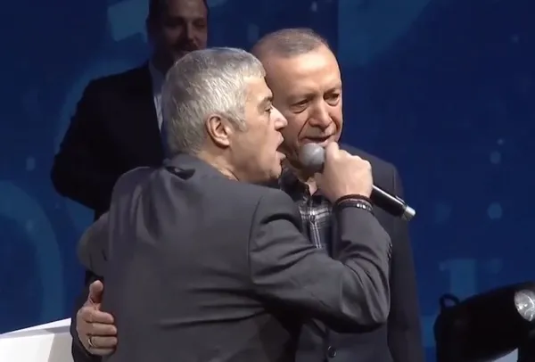 baskan-recep-tayyip-erdogana-surpriz-yapmisti-usta-sanatci-cengiz-kurtoglu-ilk-kez-konustu-40-yila-yakin-abi-k-1684258653934.jpg