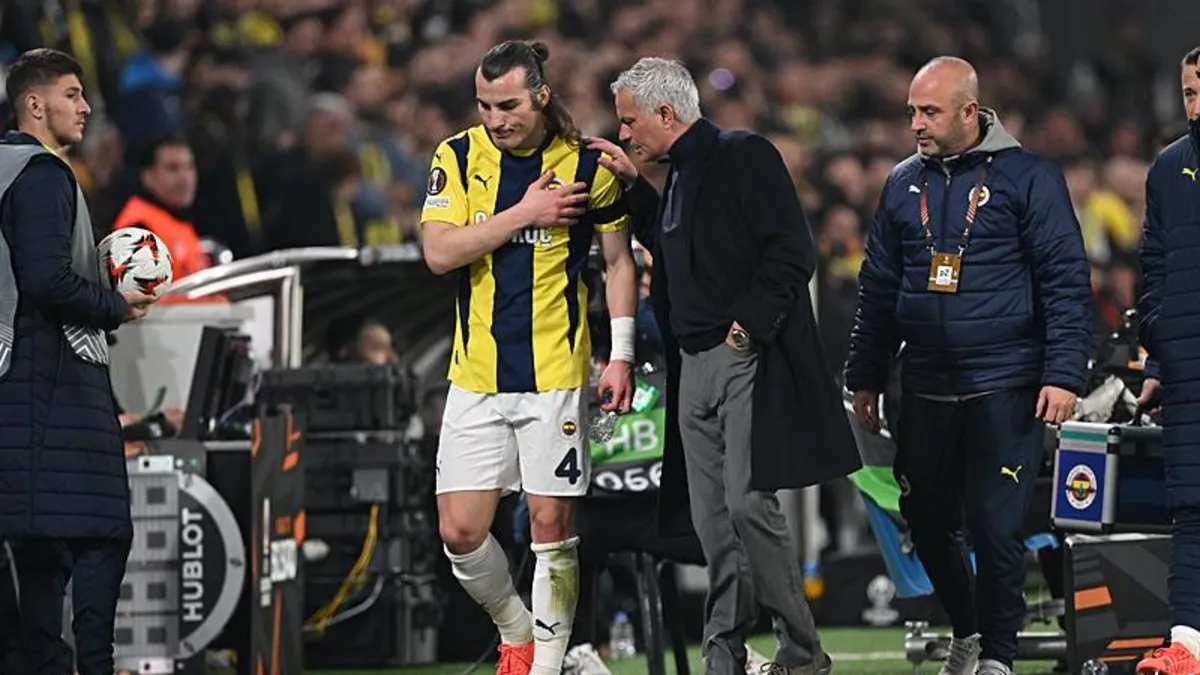 Çağlar Söyüncü derbiye yetişebilir!