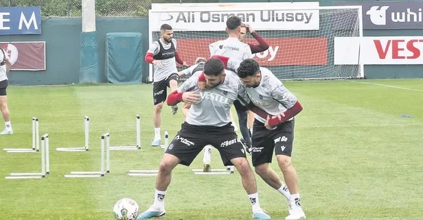 Trabzonspor Teknik Direktörü Nenad Bjelica flaş açıklamalara imza attı!