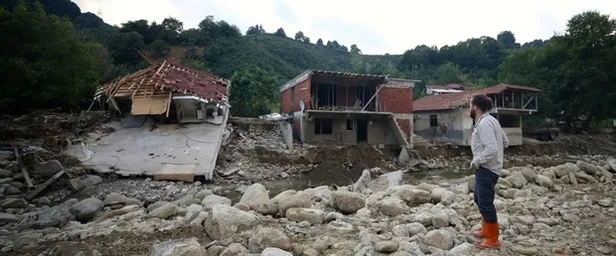 Son dakika haberi: Bakan Kurum'dan Düzce'deki sel felaketiyle ilgili flaş açıklama: 66 bina boşaltılacak-1