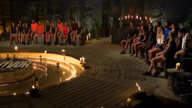 Survivor 2021'de akıllara zarar tuvalet skandalı! Survivor yarışmacısı göz göze geldik deyip tuvaleti TV 8'de itiraf etti meğer uluorta...-9