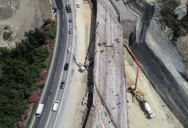 İzmir ile Manisa arasını 15 dakikaya indirecek Sabuncu Tüneli'nde sona yaklaşıldı-8