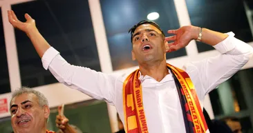 Son dakika: Galatasarayın yeni transferi Falcao İstanbulda!