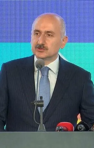 Ulaştırma ve Altyapı Bakanı Adil Karaismailoğlu, "Herkes için Hareketlilik Mobil' uygulamasını tanıttı