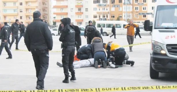 Adliyede cinayet! Avukatın babası, adliye önünde oğlunun müvekkilini öldürdü